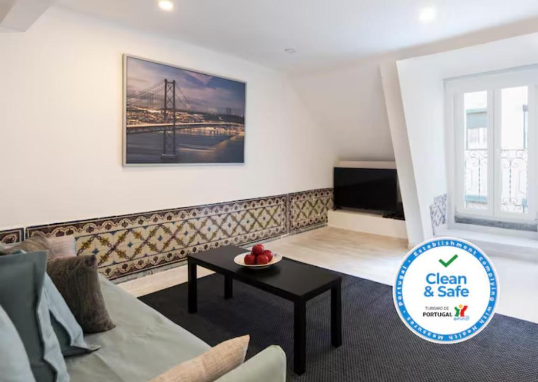 Duplex With Terrace In Principe Real Apartment *